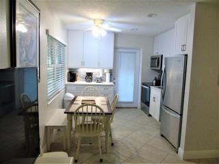 Villa 3 - Standard Plus - Aloha Kai Vacation Villas - 7