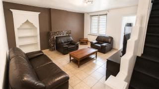 House in Charleroi ideal for families et professionals - 0
