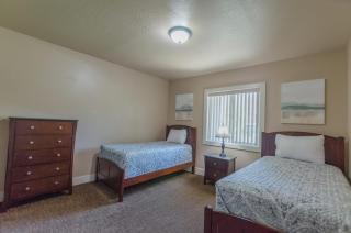 Updated condo in Logan - 1