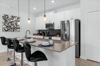 4 Bedrooms 3 Bathrooms Storey Lake 2625 Rt - 2