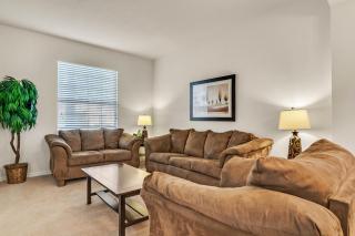 6 Bedrooms 4 Bathrooms Veranda Palms 4457 Np - 7