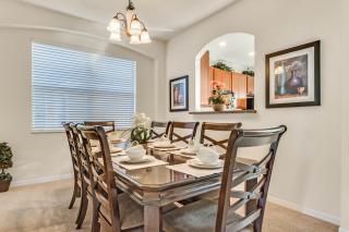 6 Bedrooms 4 Bathrooms Veranda Palms 4457 Np - 5