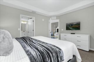 3 Bedrooms 2 Bathrooms Storey Lake 4751-201CT - 3