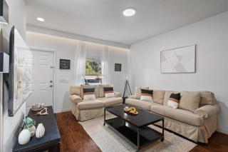 3 Bd 2 Ba Lucaya Village 10-103 - 8