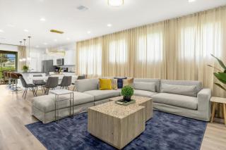 5 Bedrooms55 Bathroomswindsorwestside 8973 Rs - 7