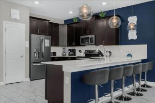 9 Bedroom 5 Bathroom Storey Lake 2862 Bd - 5