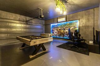 6 Bedrooms 5 Bathrooms Solterra 7664 Ol - 1