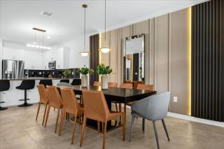 8 Bedroom 5 Bathroom Storey Lake 2992 Pl - 5
