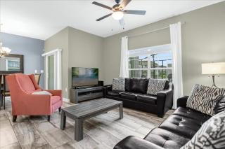 4 Bedrooms 5 Bathrooms Champions 1601 Mv - 0