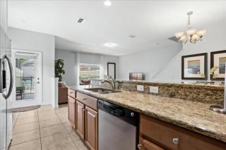 5 Bedrooms 4 Bathrooms Paradise Palms 8981 CP - 8