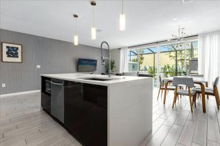 4 Bedrooms 35 Bathrooms Le Reve 4423 Lr - 5