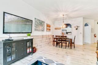3 Bedroom 2 Bathroom Windsor Hills 7675-105 Cs - 9