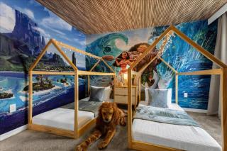 5 Bedrooms 5.5 BathroomsWindsor Island 3823 LA - 0