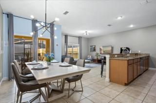 4 Bedrooms 3 Bathrooms Paradise Palms 8962 Cp - 9