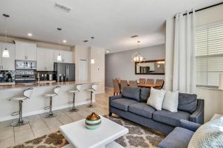 4 Bedrooms 3 Bathrooms Storey Lake 4969 Wa - 0