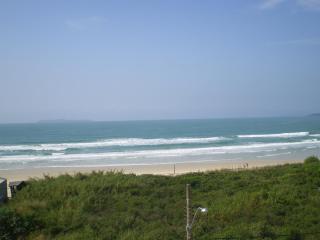 Praia de Mariscal a 50 metros do mar - Bombinhas - 0