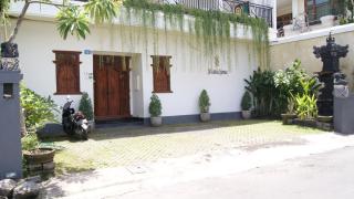Sugiras Living - Denpasar - 2