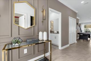 5 Bedrooms 4 Bathrooms Storey Lake 4375 Sl - 3