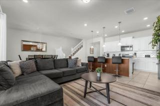 5 Bedrooms 4 Bathrooms Solterra 7436 Ol - 6
