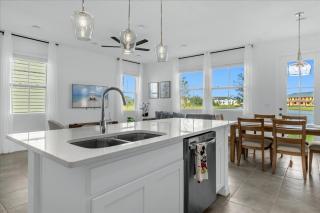 3 Bd 3 Ba The Enclaves At Festival 1059 Pl - 2