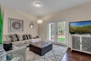 4 Bd 3 Ba Lucaya Village 15-101 - 7