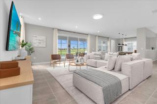 9 BD 6.5 BA Solara Resort 9131TW - 0