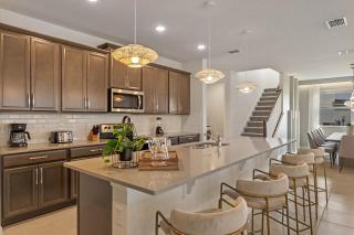 9 Bedrooms 65 Bathrooms Solara Resort 8905 Th - 3