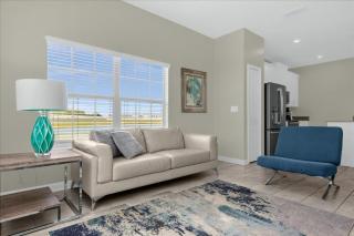 5 Bedroom 5 Bathroom Storey Lake 4901 Wa - 6