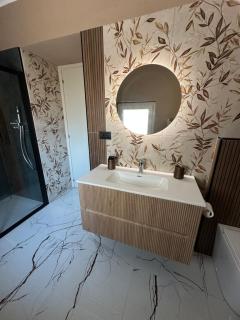 Suite Home - 6