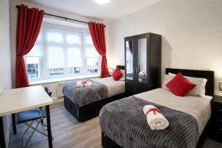 2Bed Flat High St Sleep 4 Central Essex - 7