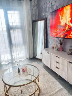 Kay Homes - 2