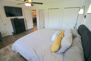 Stunning 2 Bdrm/2 Bath Pointe Royale Resort & Golf - 1