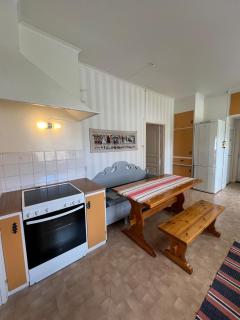 Anders-Pers, The apartment downstairs - 2