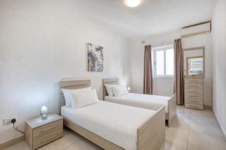 NEW - 2BR Beach side apt by SF HOMES - 3