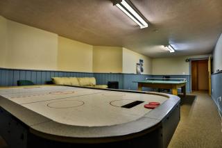 Timberline Lodge Pet-friendly by StayIn - 3