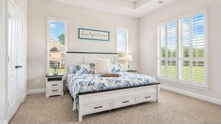Roomy Sherman House for 16 - Theater Game Room - 9