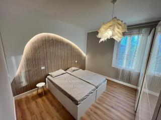 Serafini House - 9