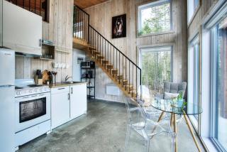 Peaceful Lake Chalet with Kayaks & BBQ & Fire Pit - 3