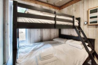 Cozy Lake Cabin with Kayaks, BBQ & Horseback Riding - 2