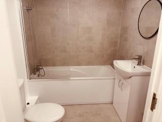 Apartment in Purfleet, close to RSPB reserve - 3