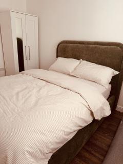 Apartment in Purfleet, close to RSPB reserve - 1