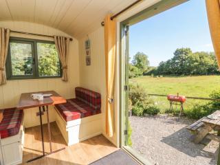 The Three Spaniels Shepherds Hut - 1