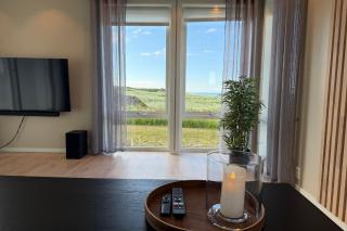 Oceanfront Infinity Lodge, Lofoten - 5