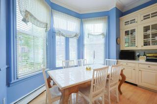 Boston Brownstone Stay, Includes Parking - 3