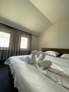Hostel 8 - 4