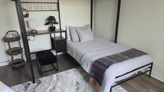 Lee's Place - 6