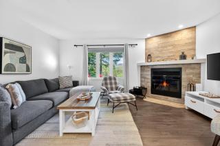 Serene Golf Chalet Near Tremblant w/ Fire Pit! - 3