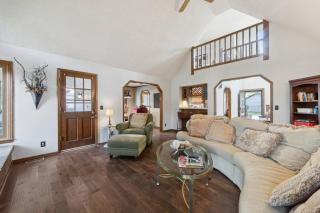 Spacious Getaway with Pool Table and Fire Pit - 8