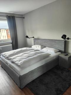 Komfortable Wohnung mit Schlafzimmer und großem Wohnzimmer - 8