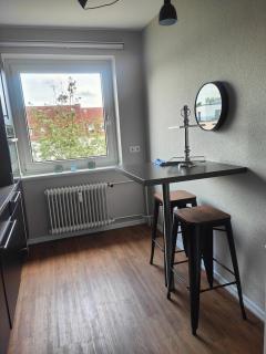 Komfortable Wohnung mit Schlafzimmer und großem Wohnzimmer - 1